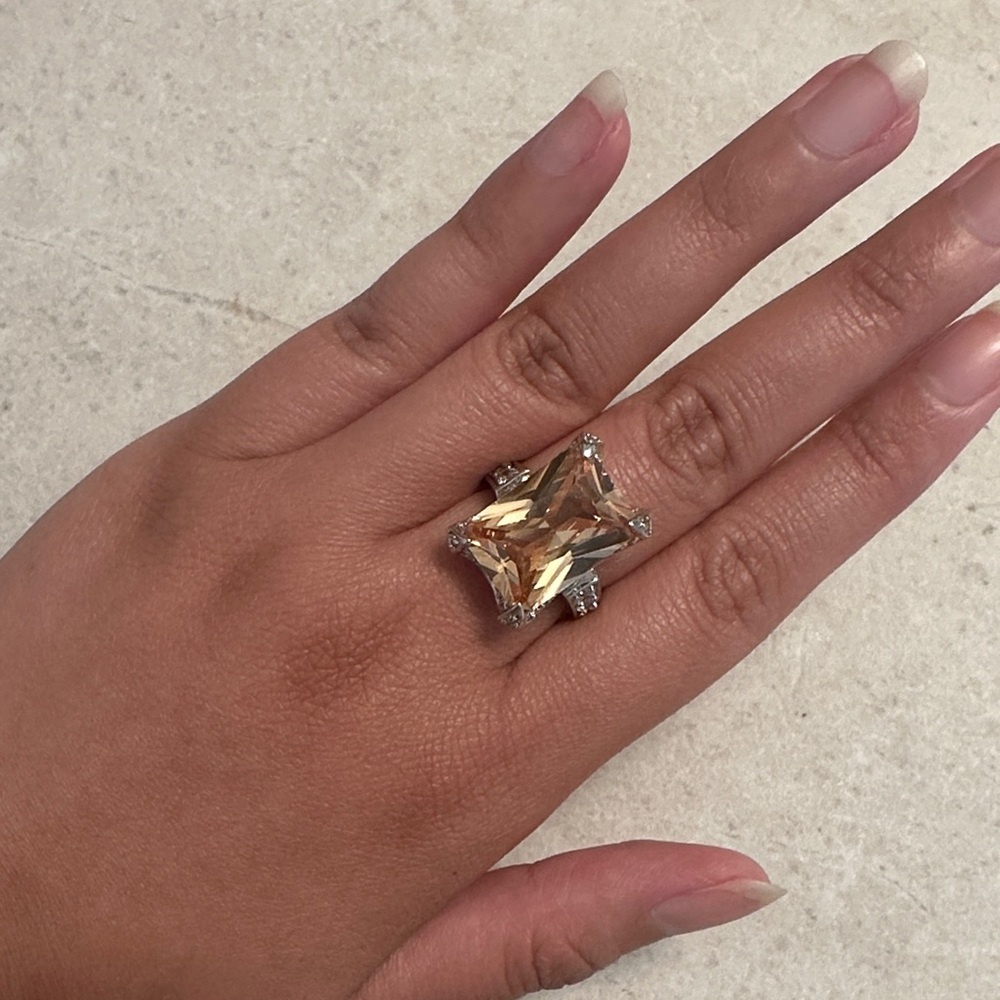 Stunning Gold-Toned Crystal Ring